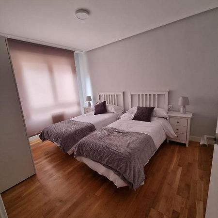 Apartamento Vivienda Silvia Renfe León Exterior foto